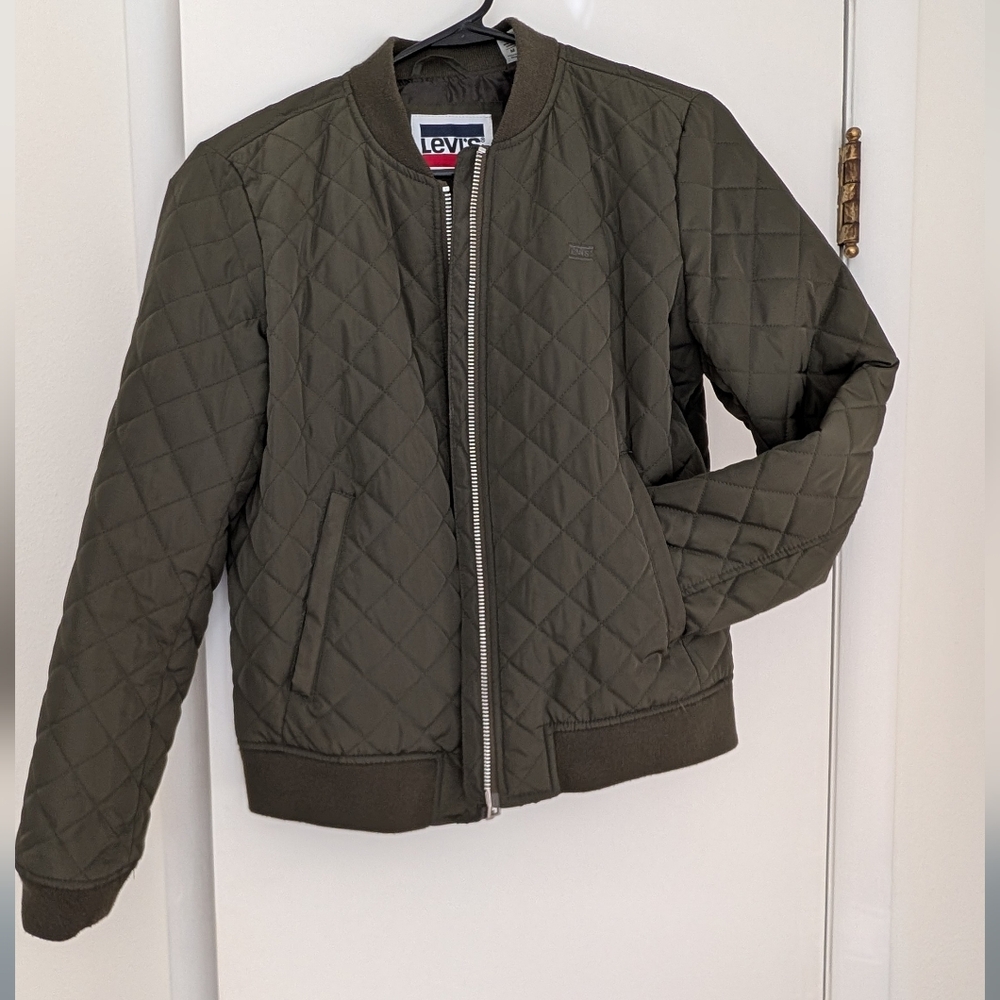 Levi's Women's Olive Quilted Bomber Jacket